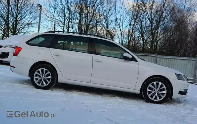 SKODA Octavia 1.5 TSI ACT Ambition DSG