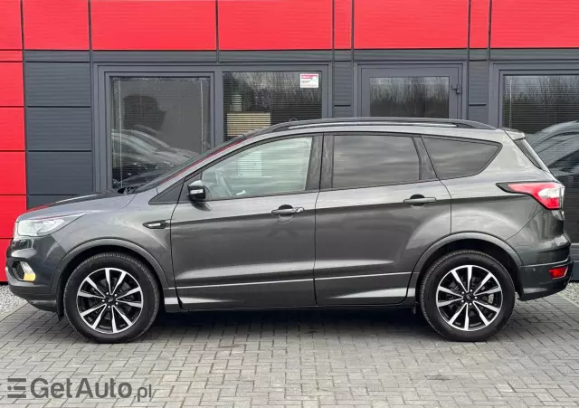 FORD Kuga 2.0 TDCi 4x4 ST-Line