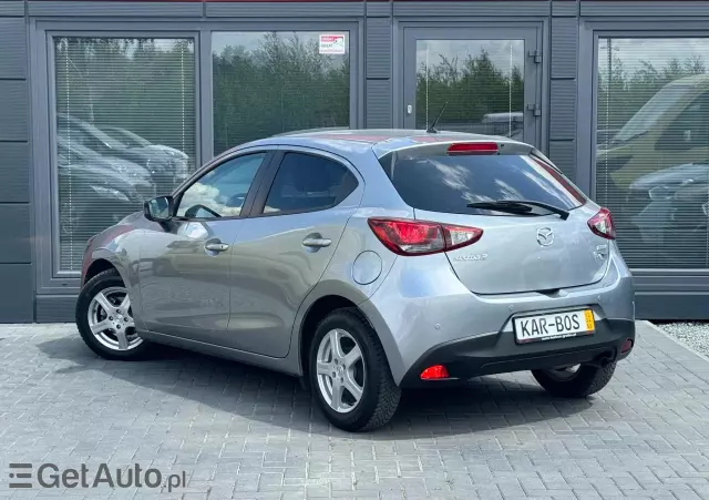 MAZDA 2 