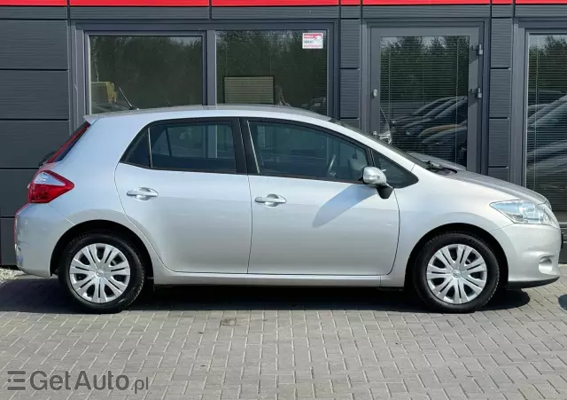 TOYOTA Auris 1.6 VVT-i Prestige