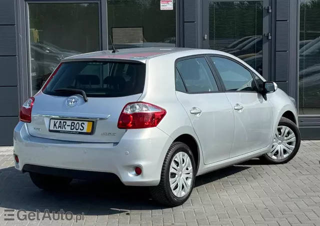 TOYOTA Auris 1.6 VVT-i Prestige