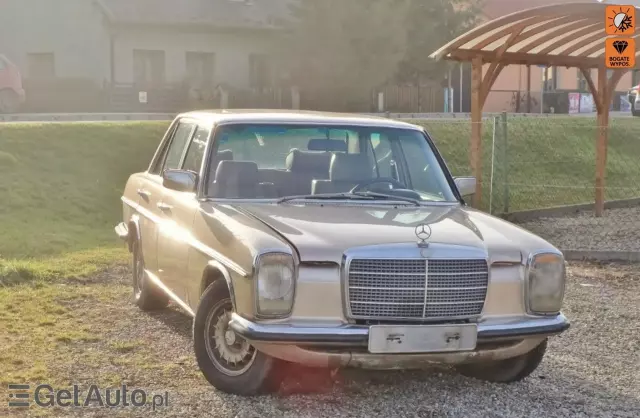 MERCEDES-BENZ W115 