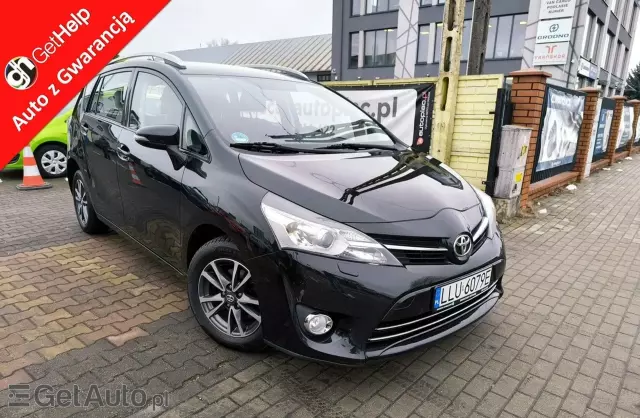 TOYOTA Verso 