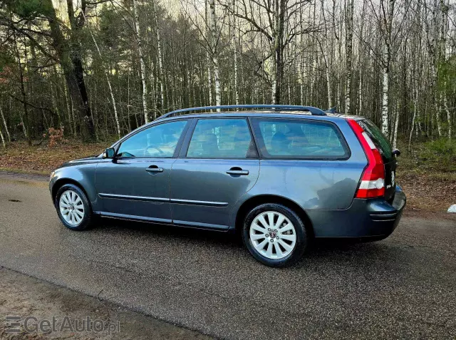 VOLVO V50 2.4 Kinetic