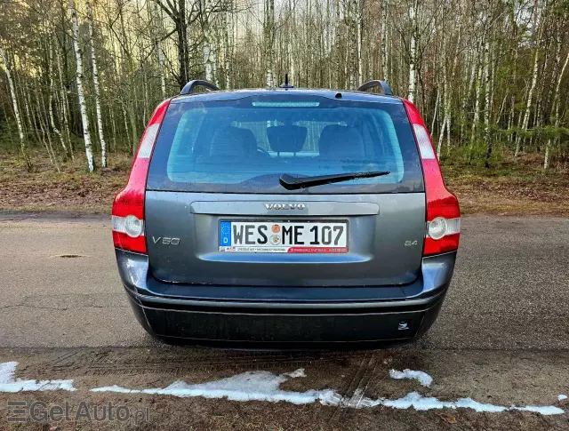 VOLVO V50 2.4 Kinetic