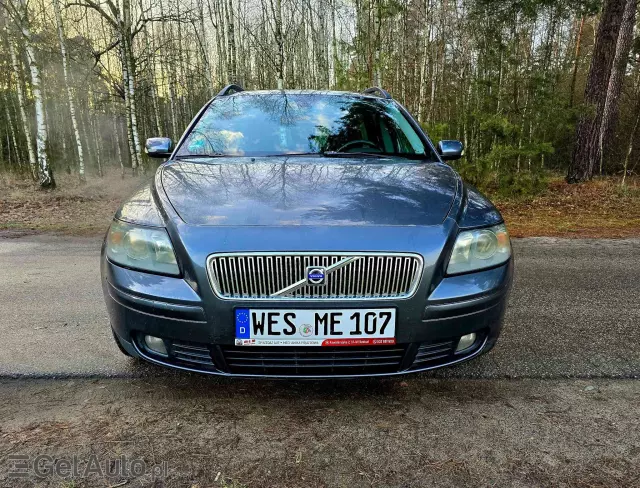 VOLVO V50 2.4 Kinetic