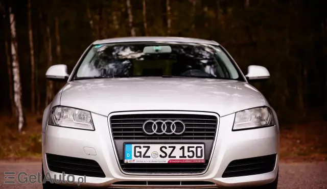 AUDI A3 1.6 (102 KM)