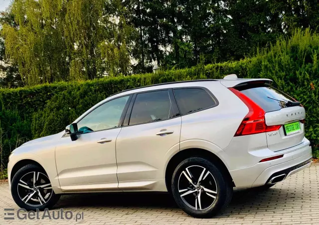 VOLVO XC 60 D4 R-Design