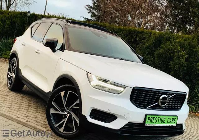 VOLVO XC 40 D3 R-Design