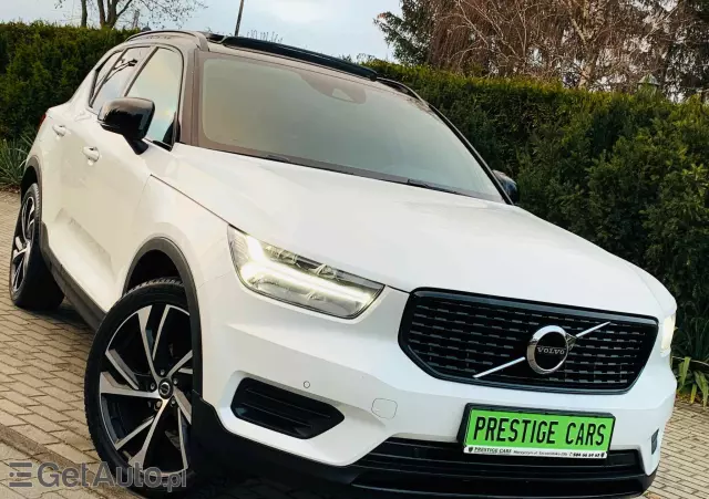 VOLVO XC 40 D3 R-Design