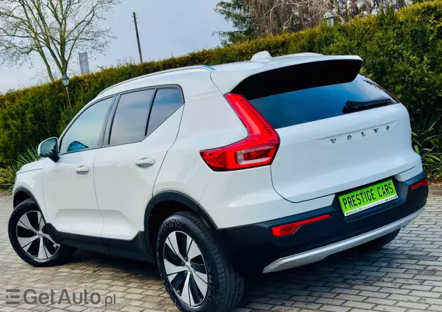 VOLVO XC 40 