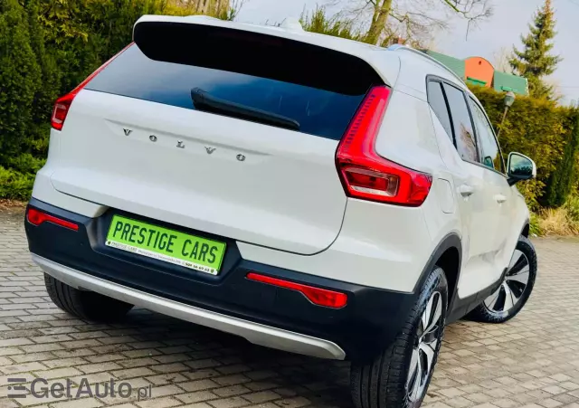 VOLVO XC 40 