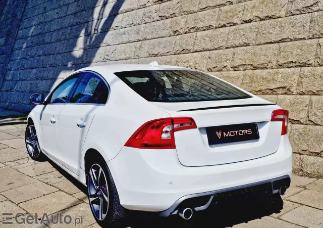 VOLVO S60 D3 R-Design