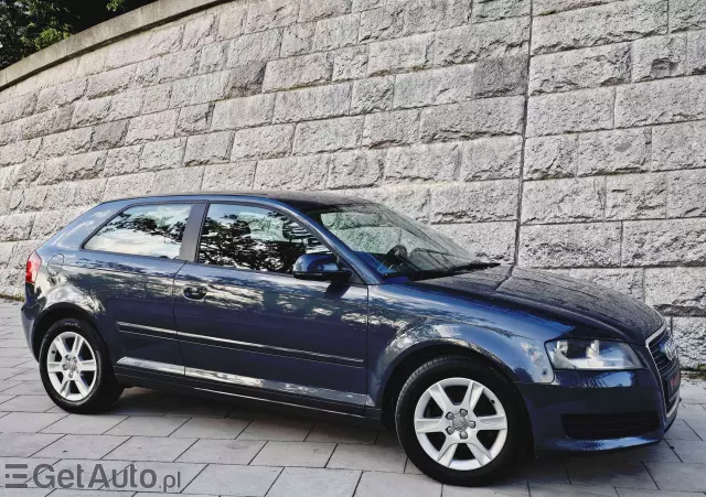 AUDI A3 1.9 TDI DPF Ambiente S tronic