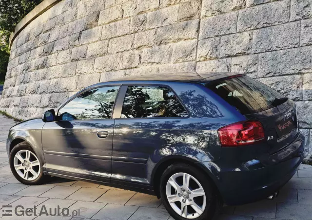 AUDI A3 1.9 TDI DPF Ambiente S tronic