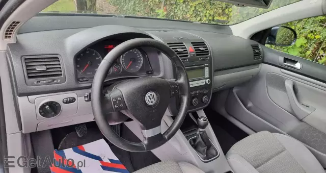 VOLKSWAGEN Jetta 1.4 TSI Sportline