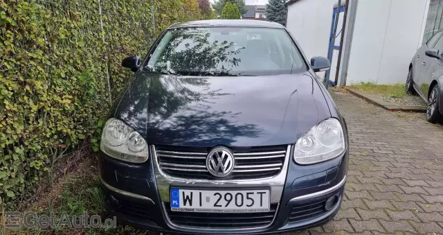 VOLKSWAGEN Jetta 1.4 TSI Sportline