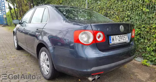 VOLKSWAGEN Jetta 1.4 TSI Sportline