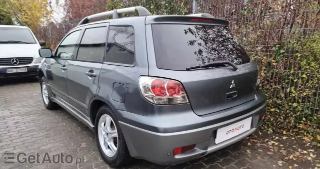 MITSUBISHI Outlander 2.4 Intense (lea)