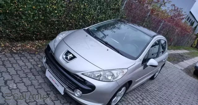 PEUGEOT 207 1.4 16V Trendy