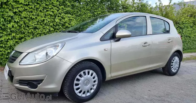 OPEL Corsa 1.2 16V Cosmo