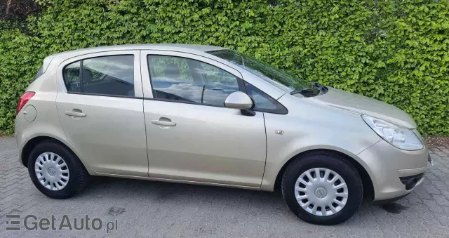 OPEL Corsa 1.2 16V Cosmo