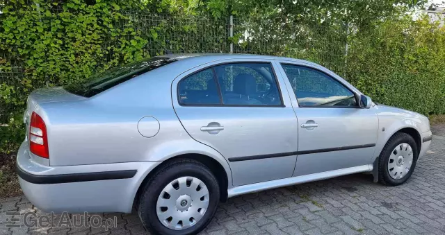 SKODA Octavia 1.8T Tour Plus