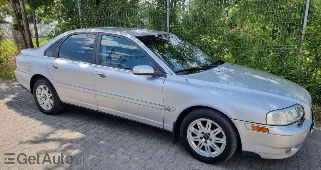 VOLVO S80 