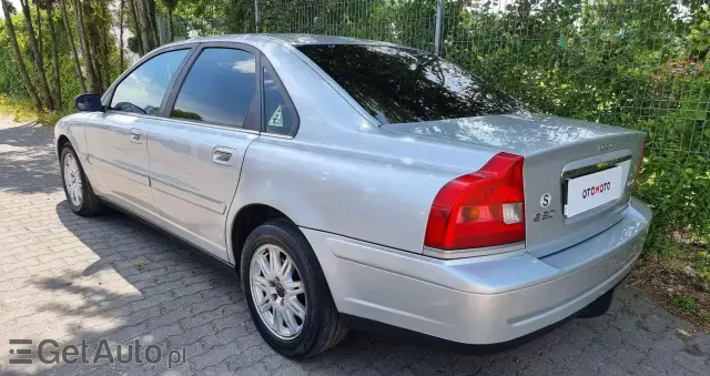 VOLVO S80 