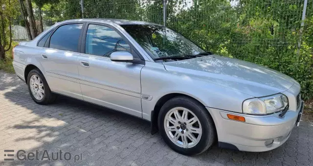 VOLVO S80 