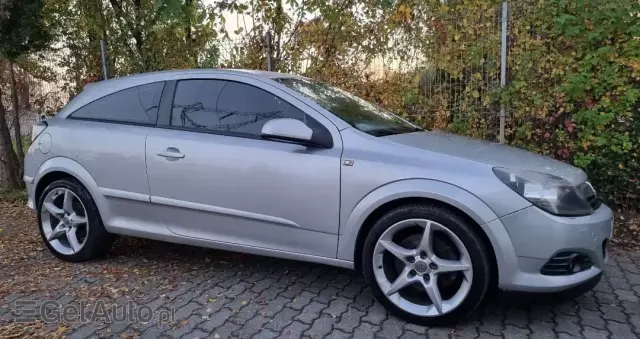 OPEL Astra III GTC 1.9 CDTI Cosmo