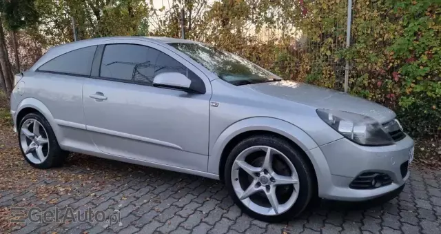 OPEL Astra III GTC 1.9 CDTI Cosmo