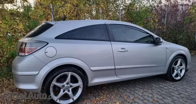 OPEL Astra III GTC 1.9 CDTI Cosmo