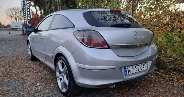 OPEL Astra III GTC 1.9 CDTI Cosmo