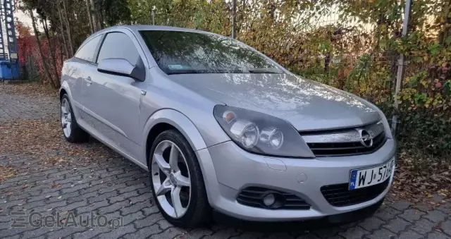 OPEL Astra III GTC 1.9 CDTI Cosmo