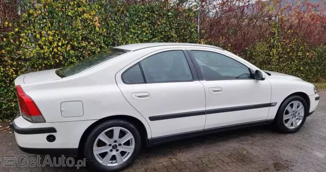 VOLVO S60 2.4i Optima