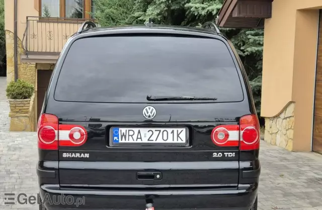 VOLKSWAGEN Sharan 