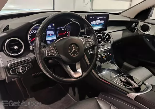 MERCEDES-BENZ Klasa C 220 CDI 7G-TRONIC Avantgarde Edition