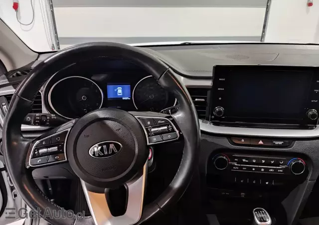 KIA XCeed 1.5 T-GDI M