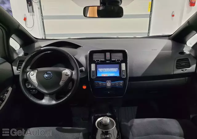 NISSAN Leaf 24kWh Acenta