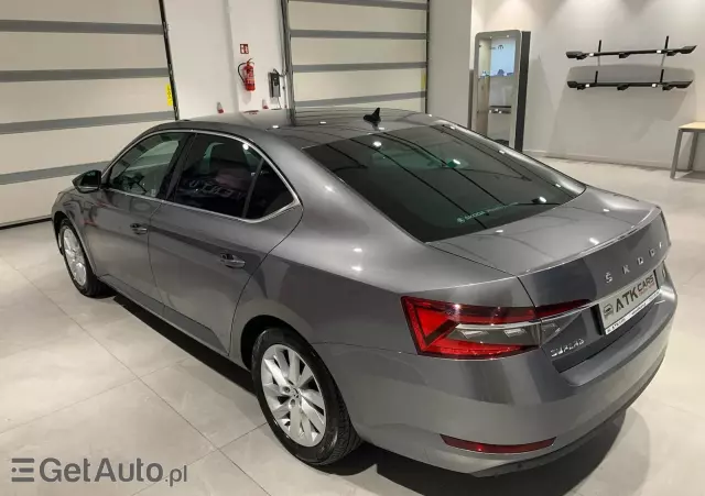 SKODA Superb 1.5 TSI Ambition DSG