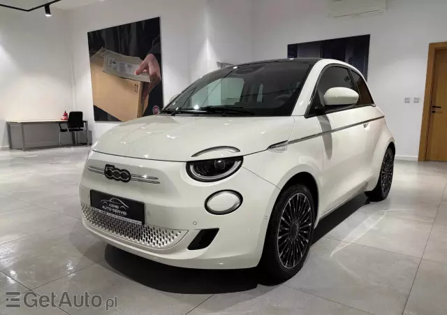 FIAT 500e 