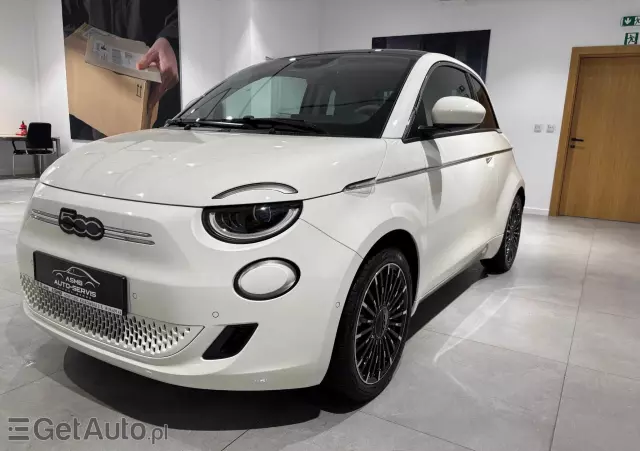 FIAT 500e 