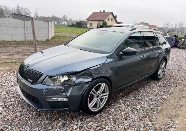 SKODA Octavia Combi 2.0 TDI (Green tec) DSG RS