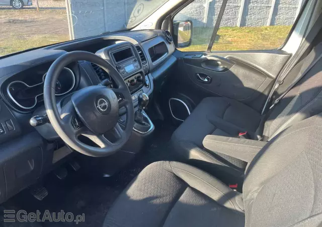 OPEL Vivaro 