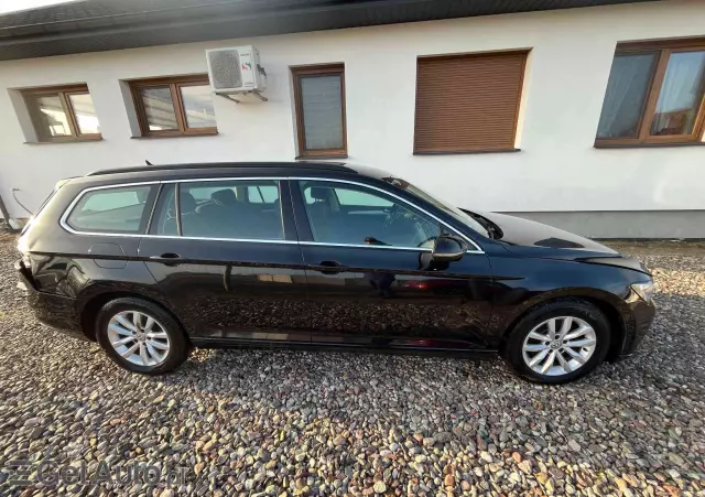 VOLKSWAGEN Passat Variant 2.0 TDI (BlueMotion Technology) Comfortline