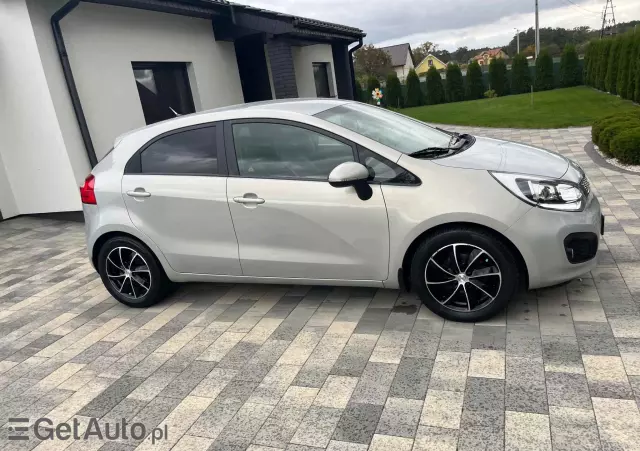 KIA Rio 1.2 XL