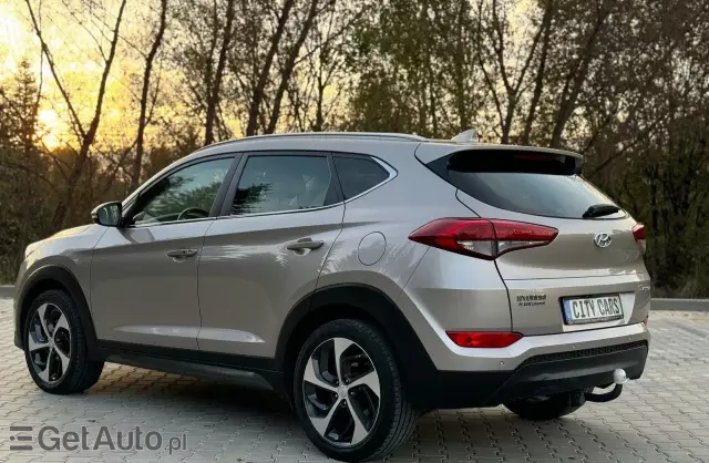 HYUNDAI Tucson 