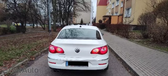 VOLKSWAGEN Passat CC 