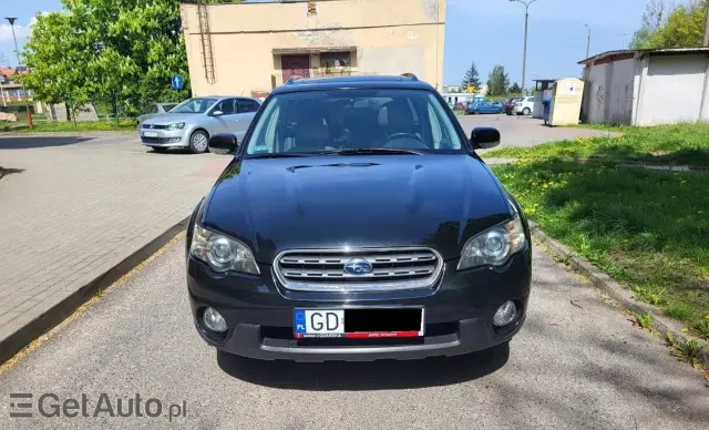 SUBARU Outback 